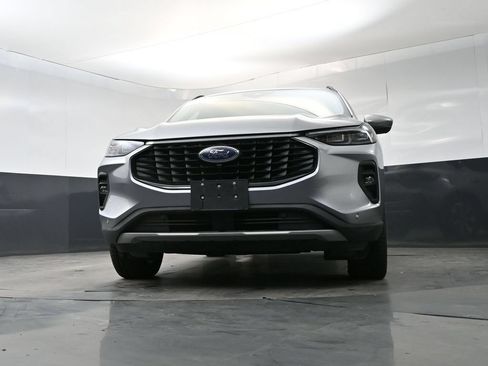 Used 2024 Ford Escape Platinum AWD/4WD image 19