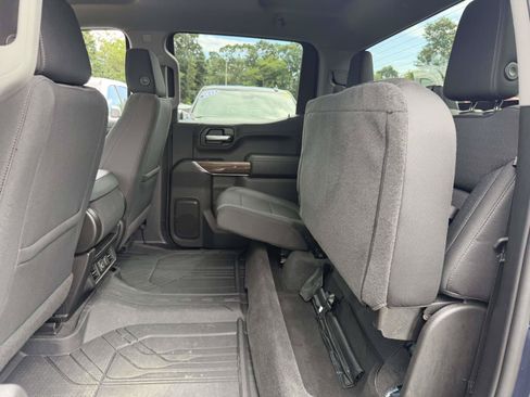 Certified 2022 Chevrolet Silverado 1500 RST w/ LPO, Blackout Package AWD/4WD image 11