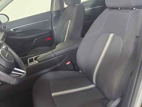 Used 2025 Hyundai Sonata SEL FWD image 14