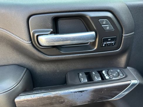 Used 2020 Chevrolet Silverado 2500 LTZ w/ LTZ Plus Package RWD image 11