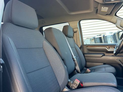 Used 2025 Chevrolet Silverado 2500 LT image 19