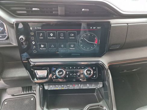 Used 2024 GMC Sierra 1500 AT4 w/ Technology Package AWD/4WD image 26