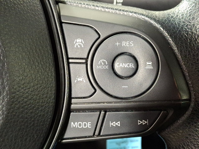Used 2024 Toyota Corolla LE FWD image 21
