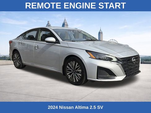 Used 2024 Nissan Altima 2.5 SV w/ SV Premium Package image 7