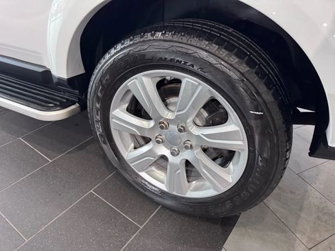 Used 2016 Land Rover LR4 HSE Silver Edition image 45