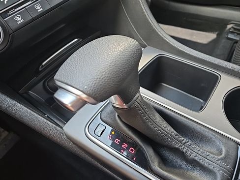 Used 2020 Kia Optima S FWD image 40