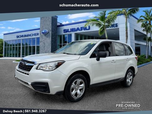 Used 2018 Subaru Forester 2.5i AWD/4WD image 3