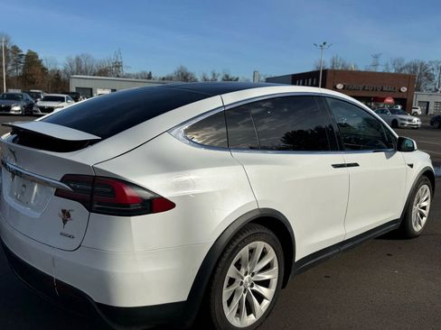 Used 2017 Tesla Model X 100D image 3