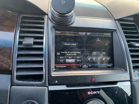 Used 2014 Ford Taurus Limited w/ Equipment Group 301A AWD/4WD image 14