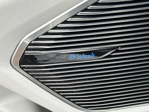 Used 2021 Jeep Grand Cherokee L Overland w/ Luxury Tech Group IV AWD/4WD image 21