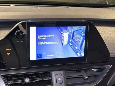 Certified 2025 Lexus UX 300h AWD image 27