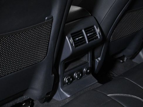 Used 2020 Jaguar F-PACE R-Sport image 18