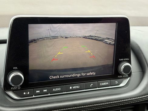 Certified 2023 Nissan Rogue SV image 25