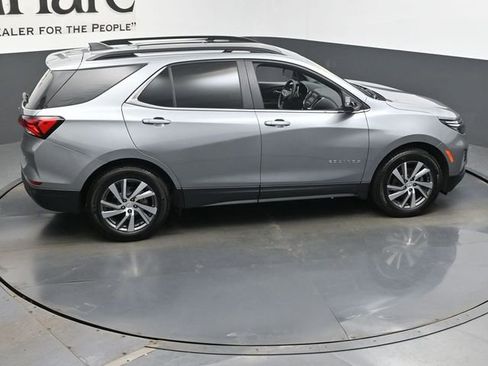 Used 2024 Chevrolet Equinox LT image 38