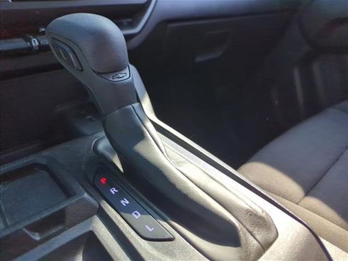 Used 2023 Chevrolet Colorado W/T image 17