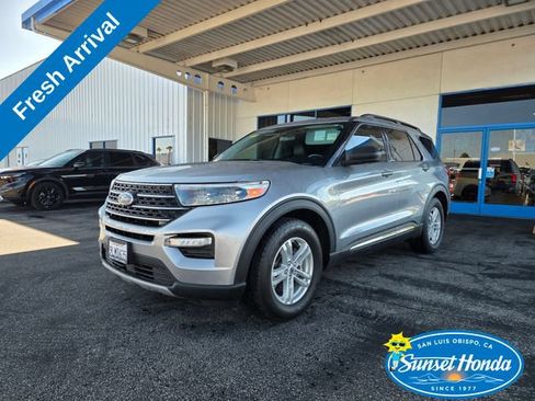 Used 2022 Ford Explorer XLT w/ Equipment Group 202A RWD image 1