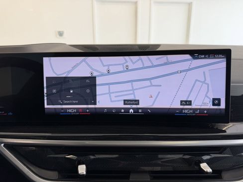 Used 2024 BMW X5 xDrive40i w/ M Sport Package image 21