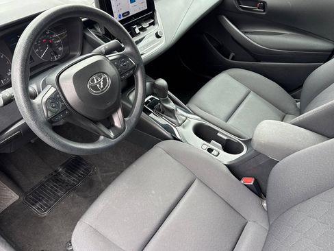Used 2024 Toyota Corolla LE FWD image 5