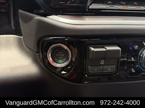 New 2026 GMC Sierra 1500 SLT AWD/4WD image 17