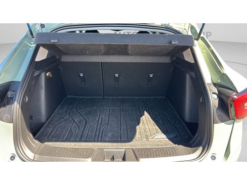 Used 2024 Chevrolet Trax ACTIV w/ Sunroof Package FWD image 18