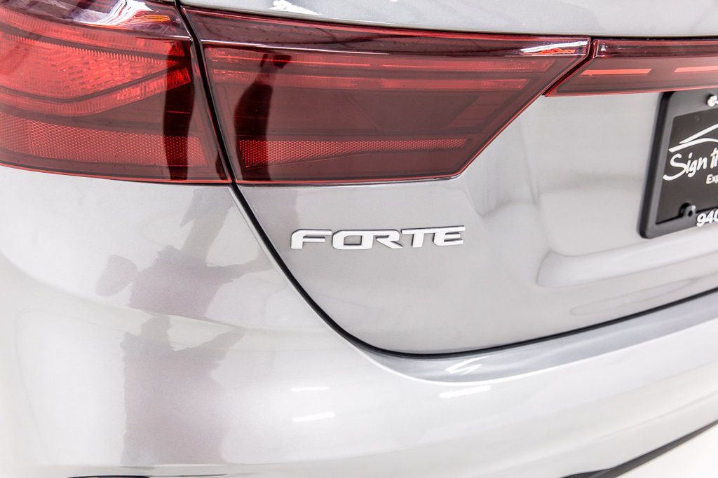 Used 2024 Kia Forte LXS FWD image 5