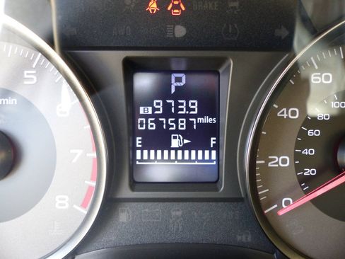 Used 2014 Subaru Forester 2.5i Limited AWD/4WD image 29