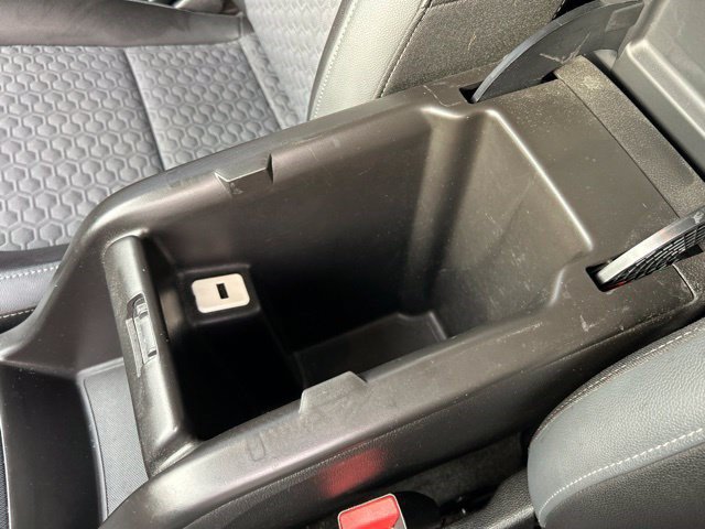 Used 2015 Chevrolet Colorado Z71 RWD image 32