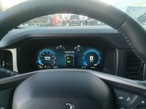 New 2025 Ford Bronco Badlands image 45