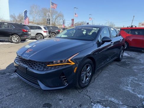 Certified 2024 Kia K5 LXS image 1