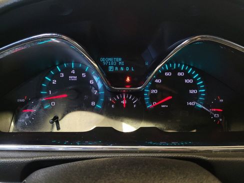 Used 2017 Chevrolet Traverse Premier FWD image 23