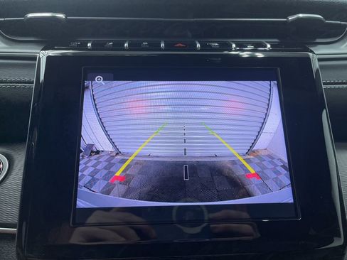 New 2025 Jeep Grand Cherokee Altitude RWD image 9