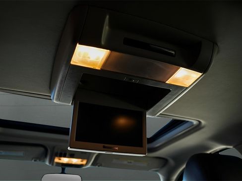 Used 2014 Chevrolet Suburban LTZ image 40