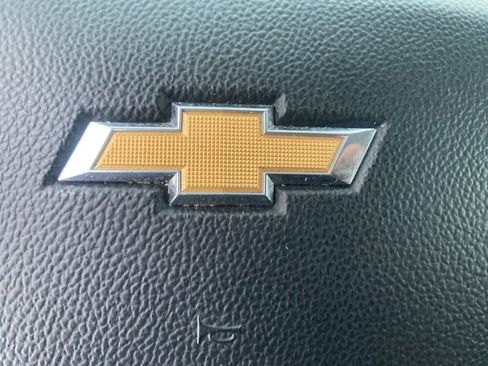 Used 2019 Chevrolet Traverse LT image 26