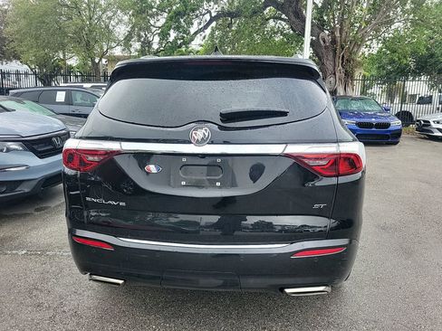 Used 2024 Buick Enclave Essence w/ Sport Touring Edition image 13
