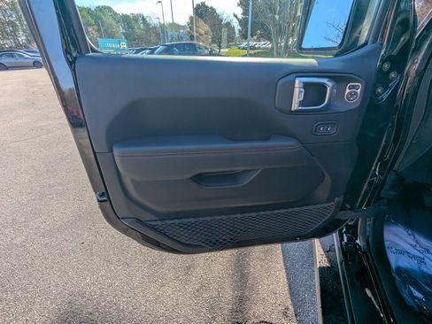 Used 2021 Jeep Wrangler Unlimited Rubicon image 14