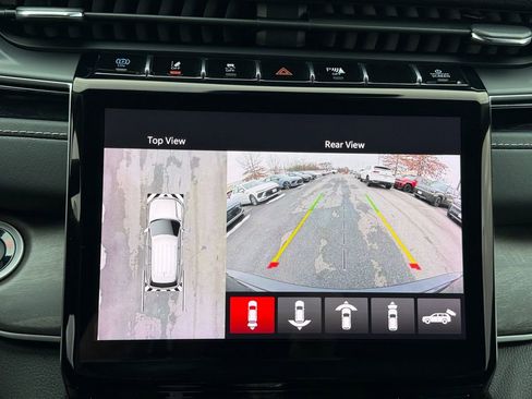 Used 2023 Jeep Grand Cherokee 4WD 4xe w/ Luxury Tech Group II image 20