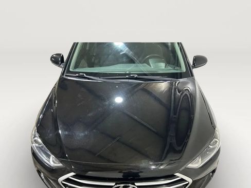 Used 2018 Hyundai Elantra SEL image 9