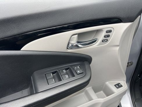 Used 2019 Honda Pilot Touring image 24