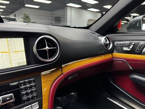 Used 2016 Mercedes-Benz SL 550 SL 550 image 40