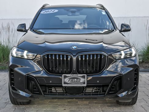 Used 2024 BMW X5 xDrive40i w/ M Sport Package AWD/4WD image 4