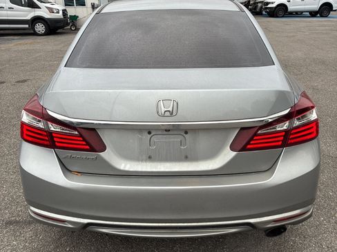 Used 2017 Honda Accord LX image 14