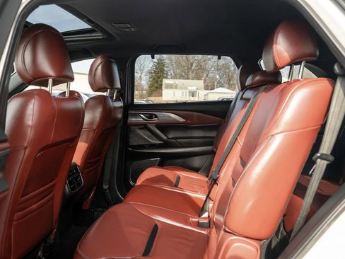 Used 2017 MAZDA CX-9 Signature image 8
