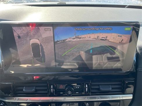 New 2026 Nissan Pathfinder Platinum image 21