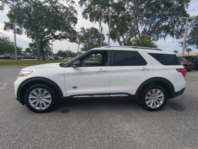 Certified 2024 Ford Explorer King Ranch w/ Technology Package AWD/4WD image 8