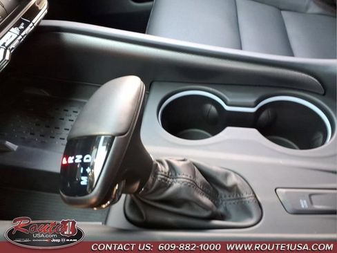 Used 2025 Dodge Durango R/T AWD/4WD image 35