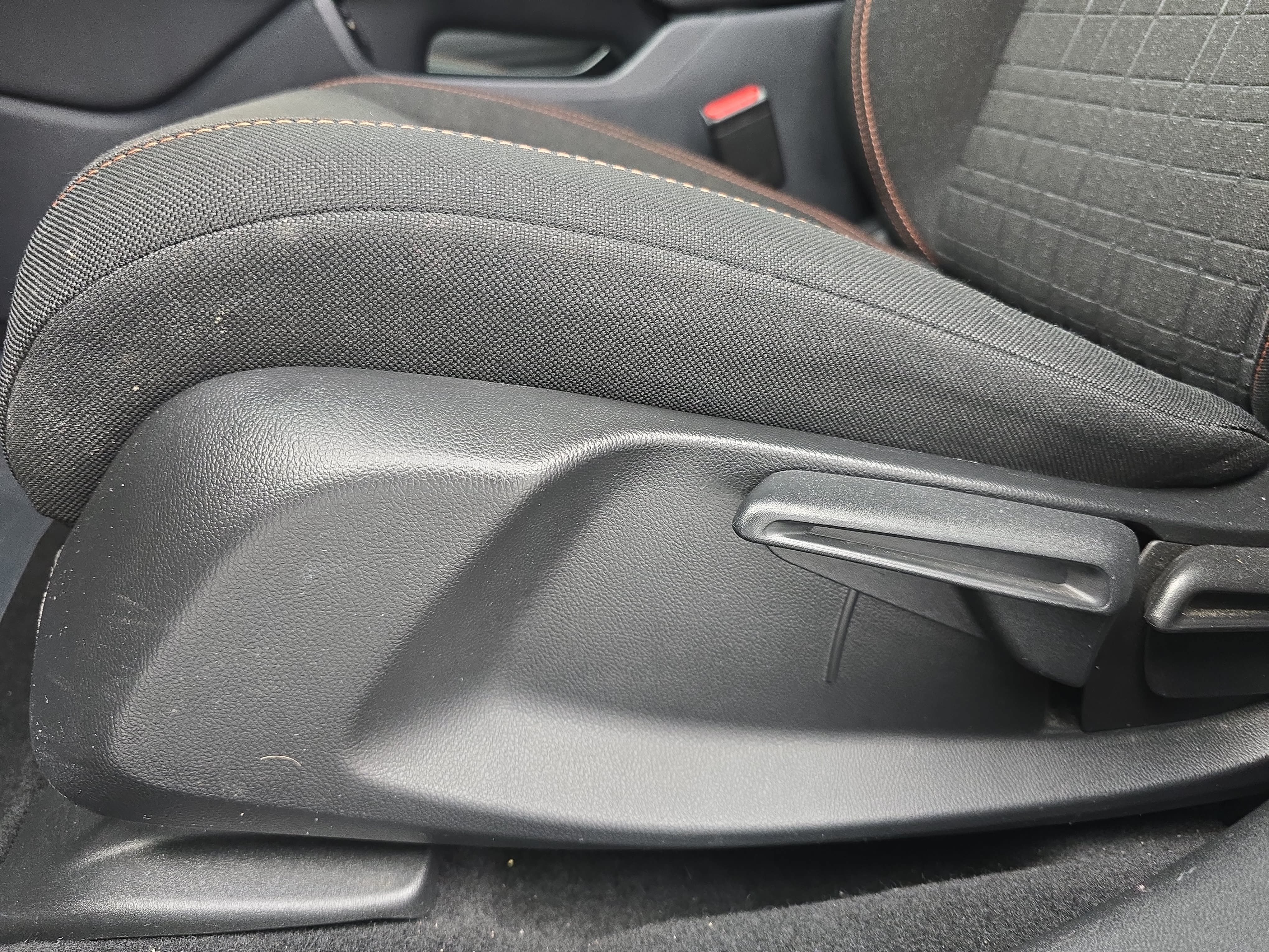 Certified 2024 Honda HR-V Sport image 28