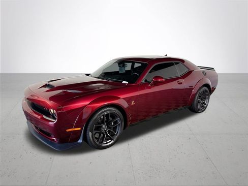 Used 2021 Dodge Challenger R/T Scat Pack RWD image 2