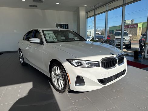 New 2026 BMW 330i xDrive Sedan w/ Convenience Package image 2