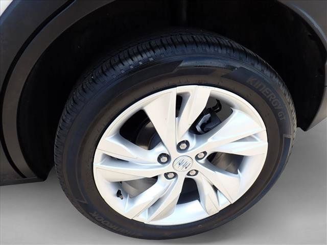 Used 2024 Buick Encore GX Preferred w/ Comfort Package FWD image 7