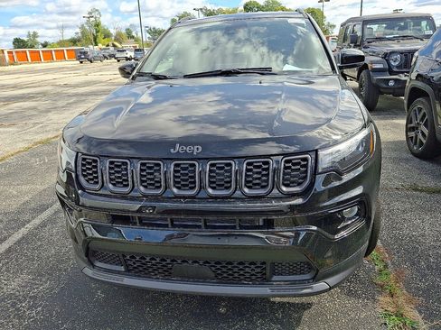 New 2026 Jeep Compass Limited image 2